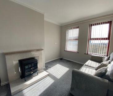 33 Burrenwood Road, Castlewellan, BT31 9DR - Photo 2