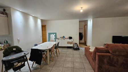 Location Appartement 4 pièces 80m² - Photo 3