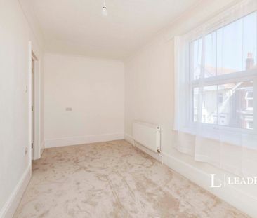 3 bedroom semi detached to rent Portman Road, Bournemouth, Dorset, BH7 - Photo 4