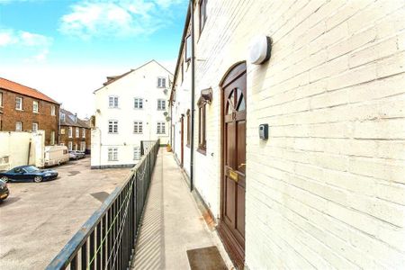 12 Albion Granary, Nene Quay, Wisbech - Photo 2