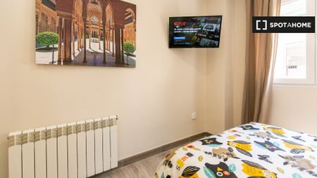 granada, Andalusia 18001 - Photo 2