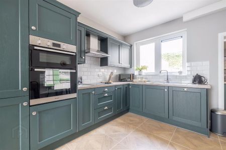 Room 1, 24 Windsor Avenue, Lurgan, Craigavon, BT67 9BG - Photo 4