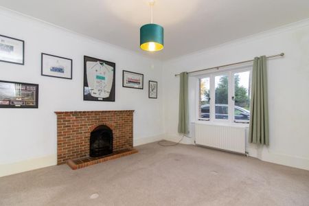 4 bedroom detached house to rent - Photo 5