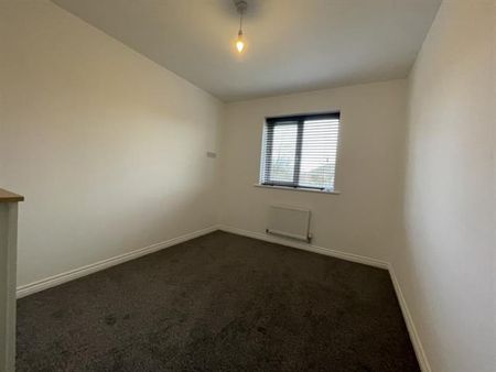 Maplewood Drive, Middlesbrough - Photo 3