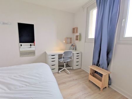 A louer - Rennes - Appartement MEUBLE 2 chambres - 40.01 m2 - Photo 3