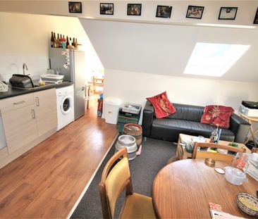 Meanwood Road, Leeds, West Yorkshire - Photo 1