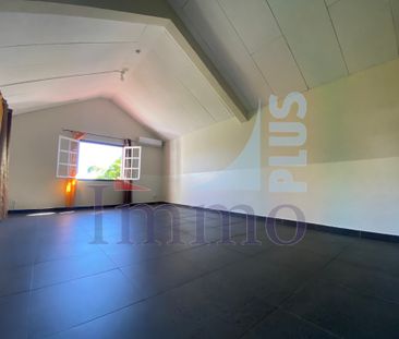 Location Maison 5 pièces 140m² ST DENIS 97400 - Photo 2