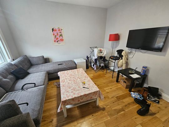 5 Bed - 27 Lucas Street, Woodhouse, Leeds - LS6 2JD - Student - Photo 1