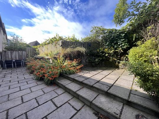 2 bedroom barn conversion to rent - Photo 1