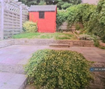 1 bedroom semi-detached house to rent - Photo 6