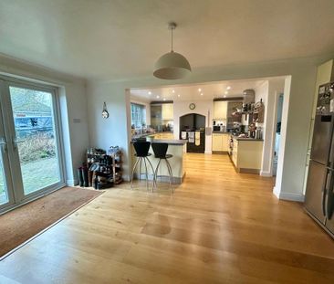 5 bedroom detached house to rent - Photo 6