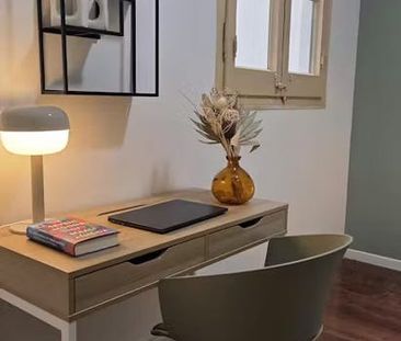 Carrer del Comte dUrgell, Barcelona, Catalonia 08011 - Photo 3