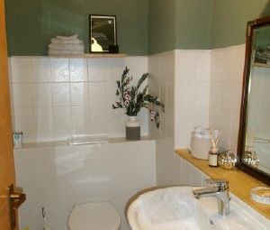 Östliches Ringgebiet- Schöne Dachgeschoss Wohnung mit alten Balken - Photo 6