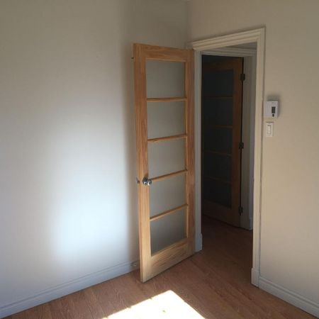 4 1/2 | occupation 1er juillet | Quartier Saint-Sauveur - Photo 4