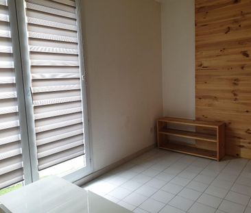 Location Appartement 1 pièce 20m² NIMES 30000 - Photo 2