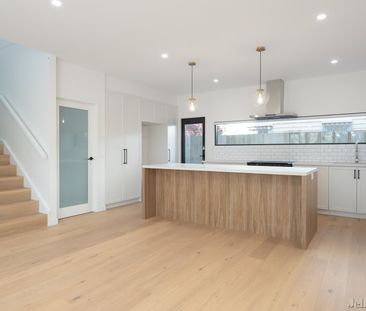 2/46 Toolangi Road, Alphington - Photo 1