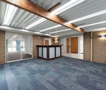 Spacious Home in Convenient Surrey Downs Location - Photo 3