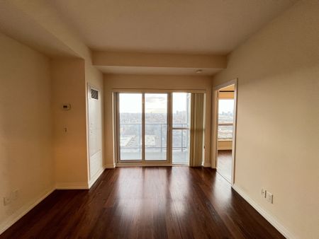 For Lease - 181 Village Green Square Unit# 2221, Toronto, Ontario - Photo 3