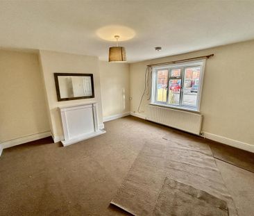 4 bedroom terraced house to rent - Photo 1