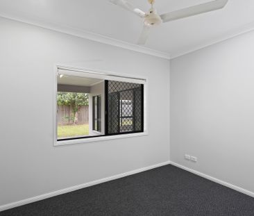 LARGE BLOCK - SIDE ACCESS - QUIET LOCATION - Photo 4