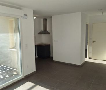 T2 AVEC LOGGIA ET PARKING - Photo 3