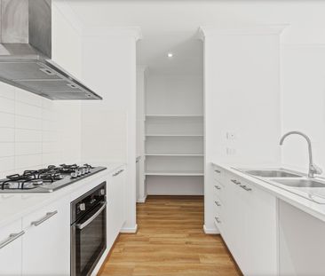 Like New & Ready to call HOME! - Photo 4