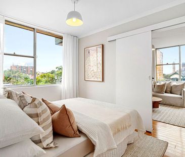 Light Filled Top Floor Apartment in a Parkside Location - Photo 6