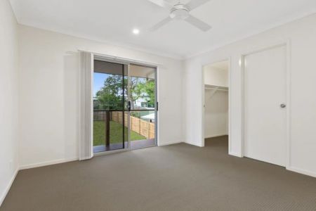 16 Killarney Avenue, Manly West. - Photo 5