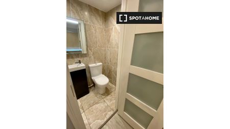 3-bedroom house to rent in Dublin - Photo 2