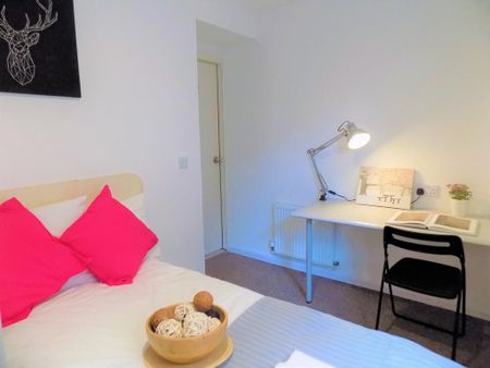 8 bedroom house share to rent - Photo 2