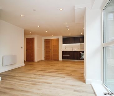 2 bed Flat in 28 Richmond Hill Approach , Leeds, LS9 8GS - Photo 1