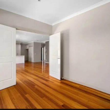 2/6 Joan Avenue, - Photo 4