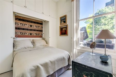 Cathcart Road, Earls Court, SW10, London - Photo 2