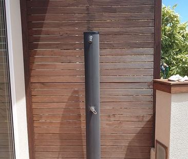 Enjoy living in your own holiday resort by the sea - Photo 3