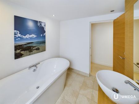 3 bedroom apartment to rent - Photo 4