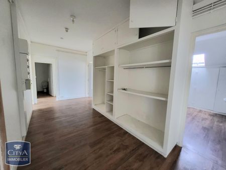 Location Appartement 4 pièces 122m² BEAUVAIS 60000 - Photo 5