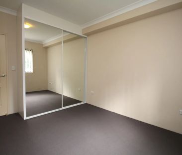 Convenient Living in the Heart of North Parramatta - Photo 3