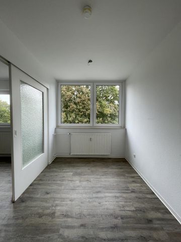 Geräumige 3-Zimmer-Wohnung mit modernem Vinylboden in Braunschweig-Weststadt! - Photo 3