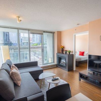 1 Bedroom and Den close to Skytrain and Tinseltown on Abbott & Expo! - Photo 4