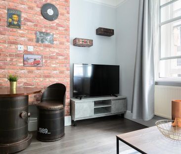 1 bedroom flat to rent - Photo 1