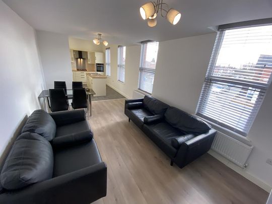 3 bedroom maisonette to rent - Photo 1