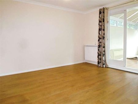 Redhatch Drive, Earley, Reading, Berkshire, RG6 - Photo 2