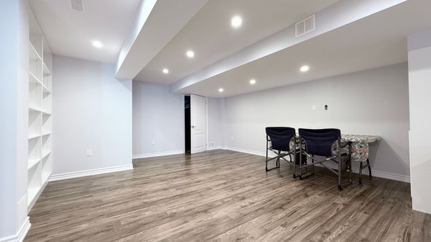 For Lease - 72 Skywood Drive, Richmond Hill, Ontario - Photo 1