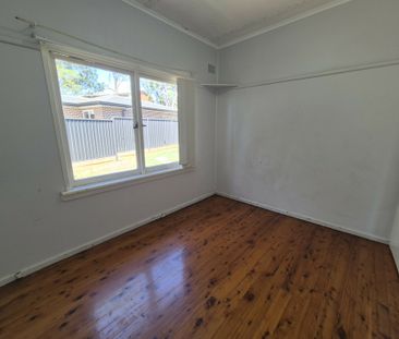 Neat and tidy 3 Bedroom Family Home!! - Photo 4