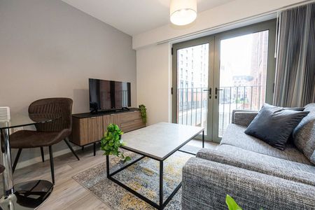 Great Homer Street - Photo 2