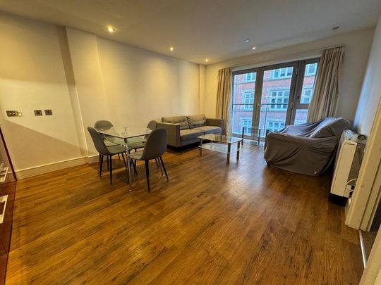 2 bedroom flat to rent - Photo 1