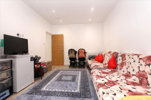 4 bedroom house to rent - Photo 1
