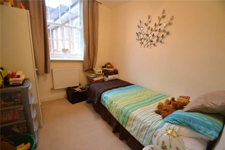 Cayton Road, Coulsdon, Surrey, CR5 - Photo 3