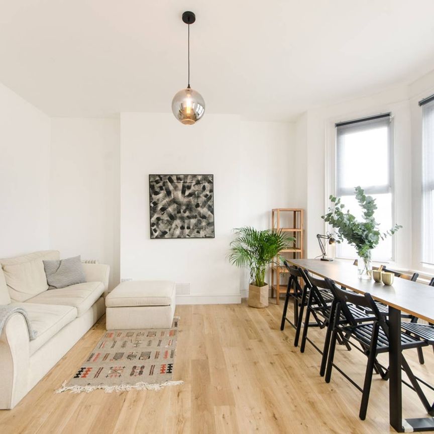 3 Bed Flat, Holland Road, NW10 - Photo 1