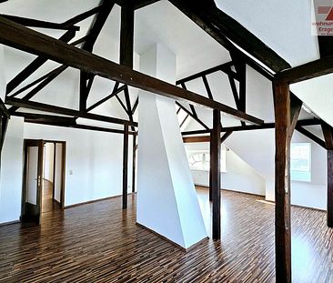 Wohntraum mitten in Schneeberg – stilvolle 3-Raum-Dachgeschoss-Wohnung! - Foto 3